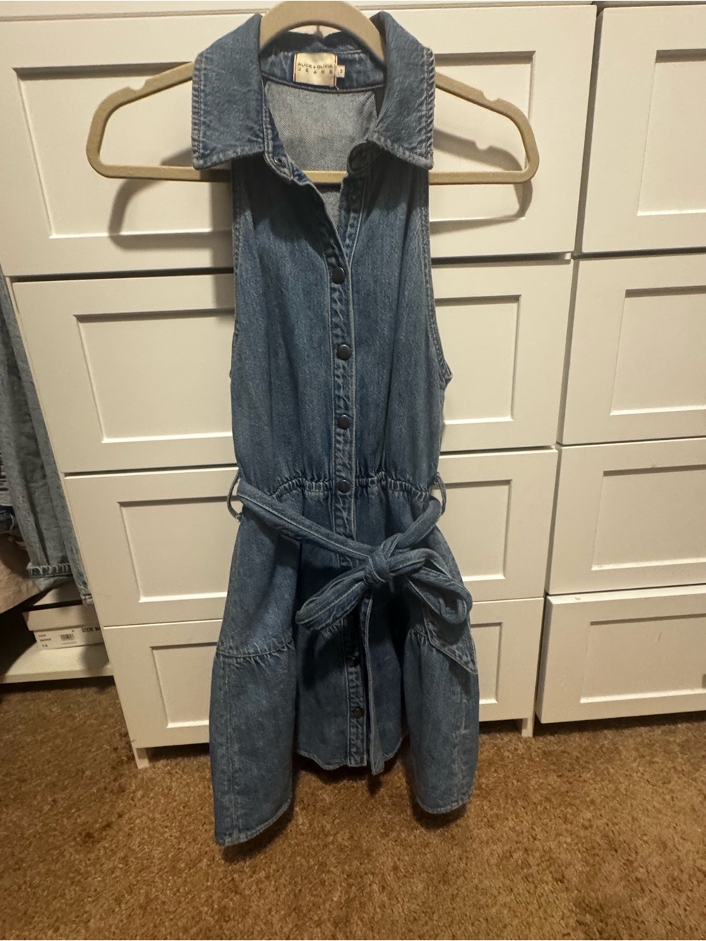 Alice + Olivia Light Blue Denim Sleeveless Shirt Dress with Tie Waist